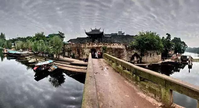女生找一个比自己矮的男朋友，真的好吗?游戏画面